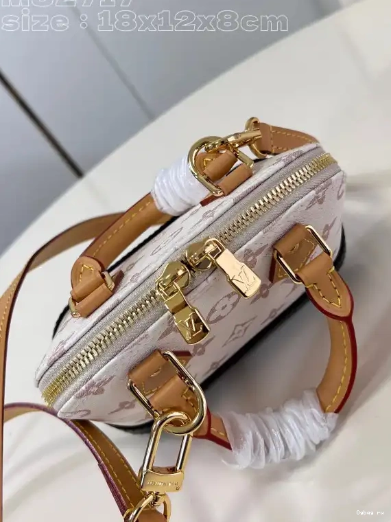 VUITTON LOUIS Alma-18*12*8cm Nano 0707